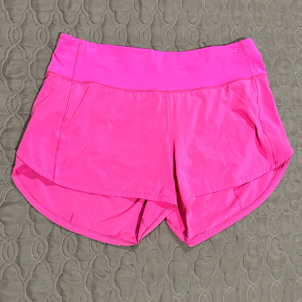 Lululemon Speed Up 4 inch Inseam Size 8